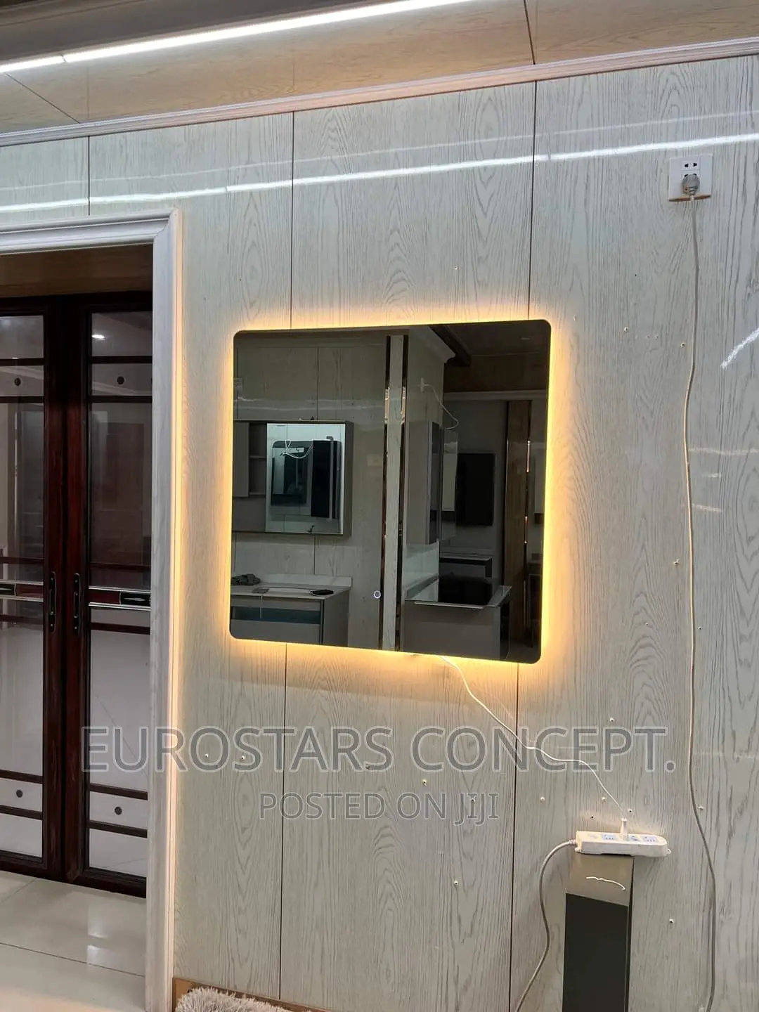 Square Sensor Mirror With Back Lights