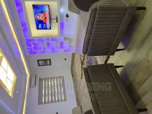 A Luxury Nice 2 Bedrooms Apartment at Abuja