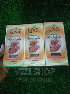 QX5+ Knuckles Black Spots - Concentrated Clarifying Lotion