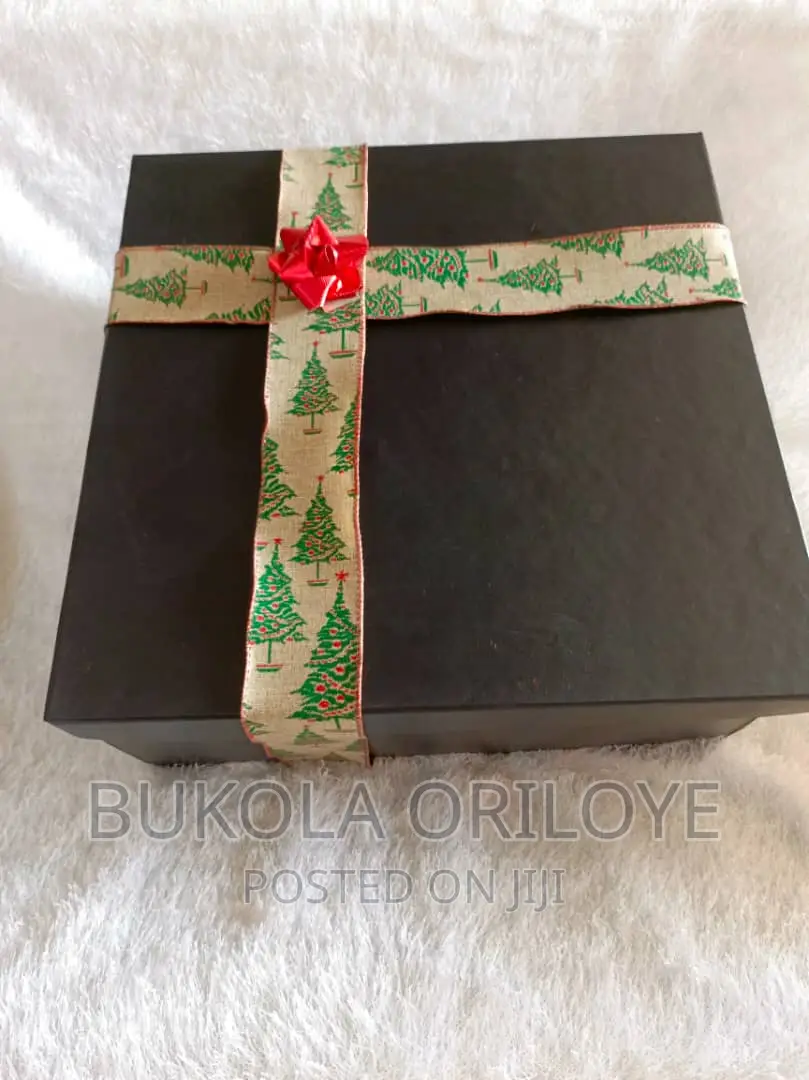 Executive Hamper Box