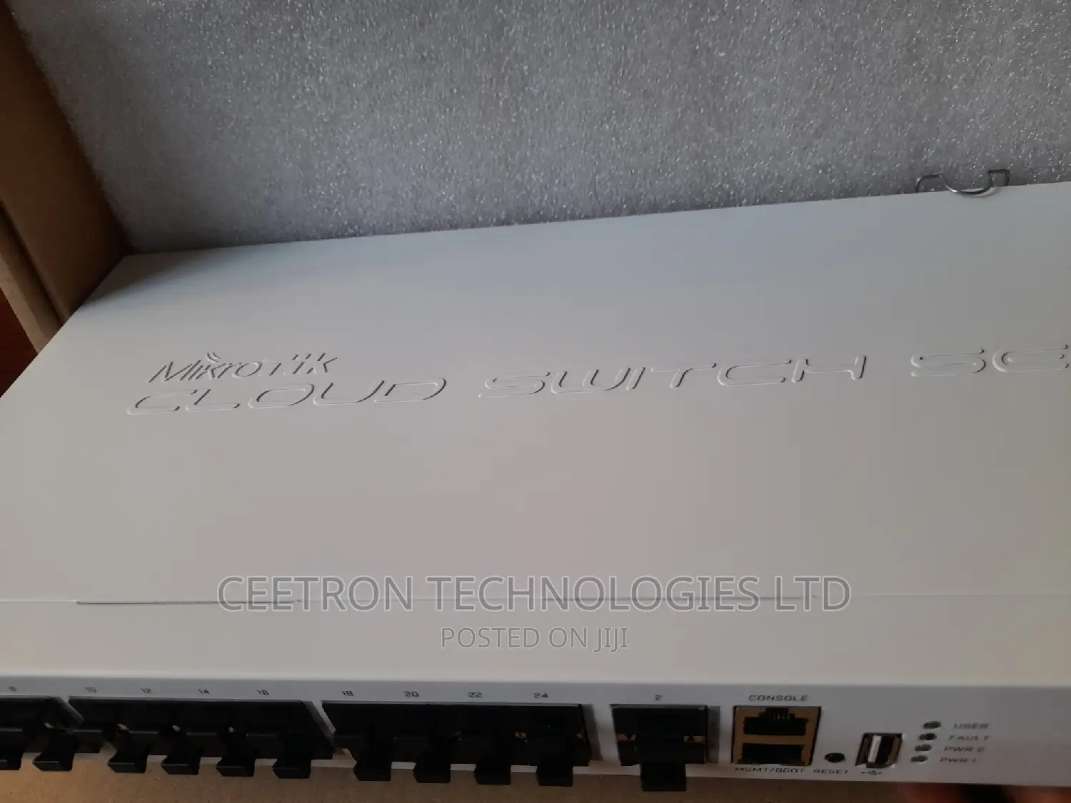 Mikrotik :Crs326-24s+2Q+Rm