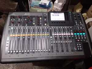 Behringer Digital Mixer X32