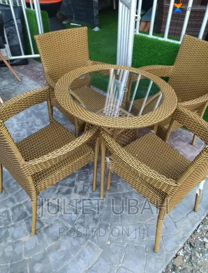 Dinning Set With 4 Chairs