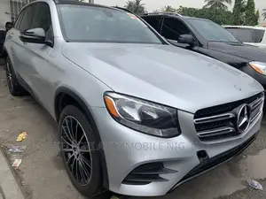 Mercedes-Benz GLC-Class 2016 Silver