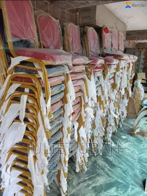 Big Banquet Chair