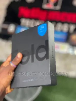 New Samsung Galaxy Fold 5G 512 GB Black