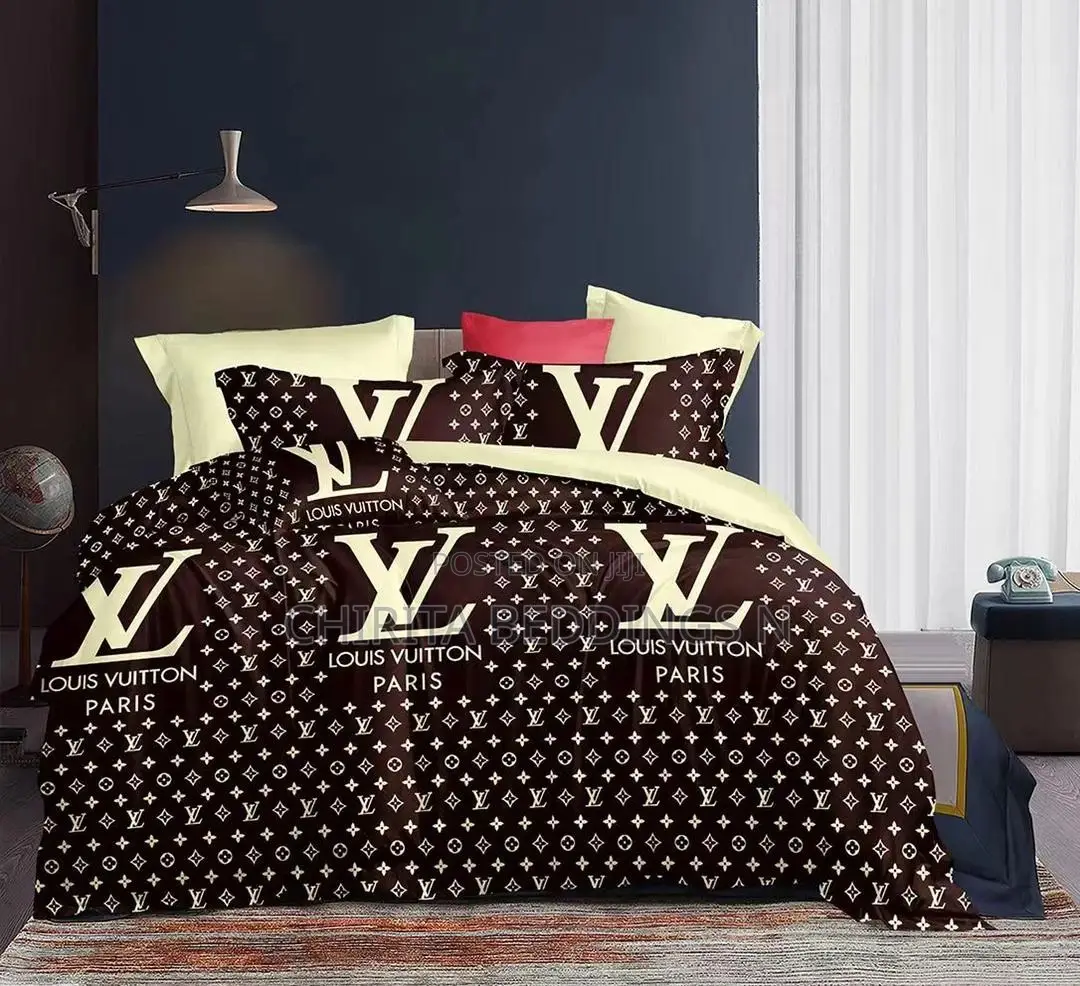 Bedsheet and 4 Pillowcases