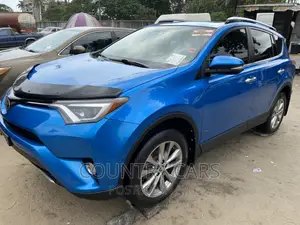 Toyota RAV4 2017 Blue