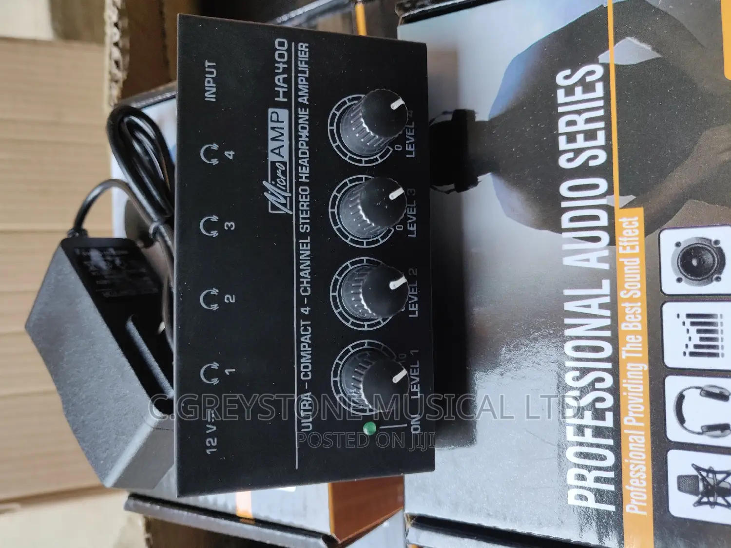 Headphone Amplifier 4 Channels