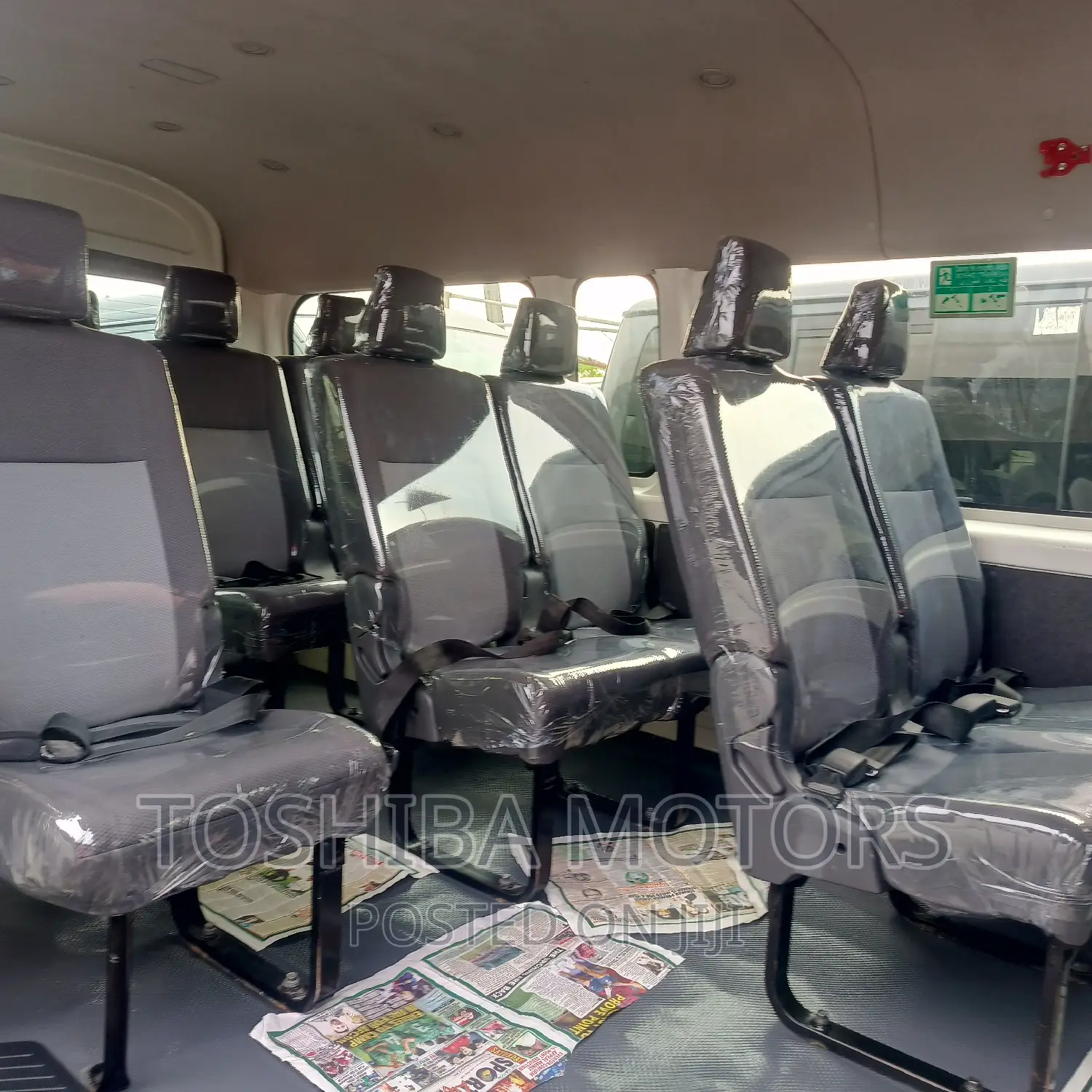 Toyota HiAce 2021 White