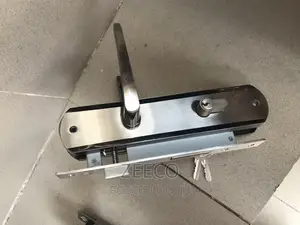 Yale Door Handle Key