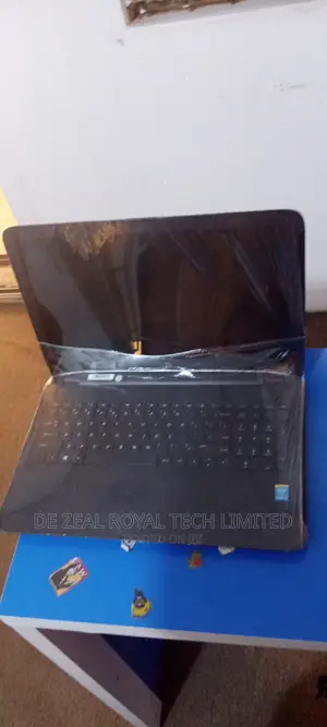 Laptop HP 250 G5 4GB Intel Core I3 HDD 256GB