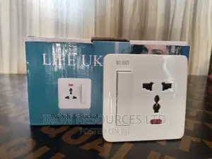 Sockets 13A