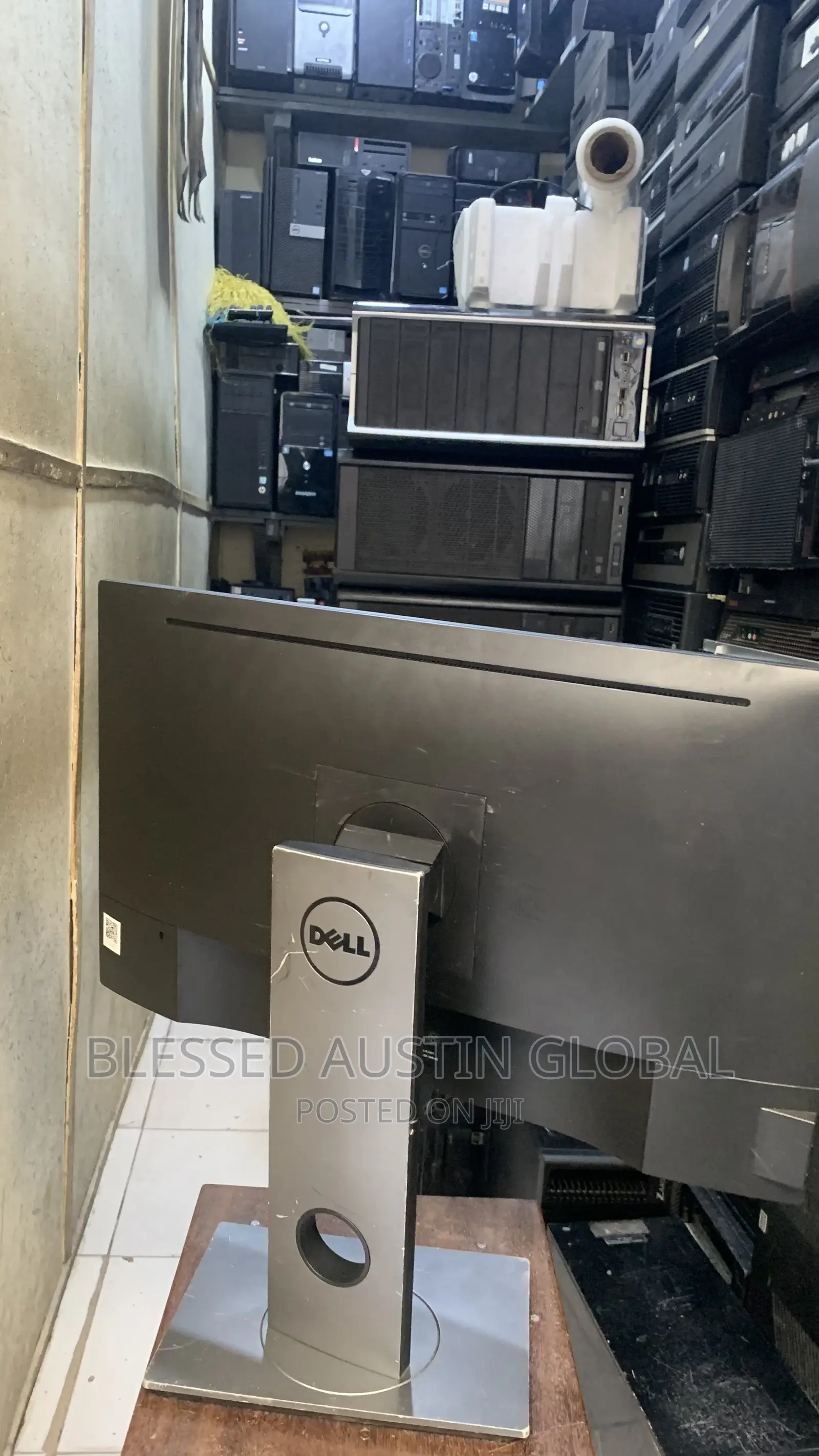 24” Dell Monitor
