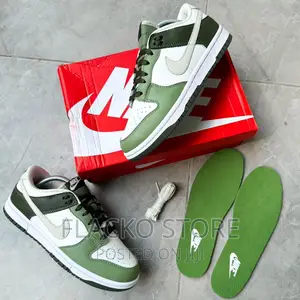 Original Nike Dunk Low Oil Green Sneakers