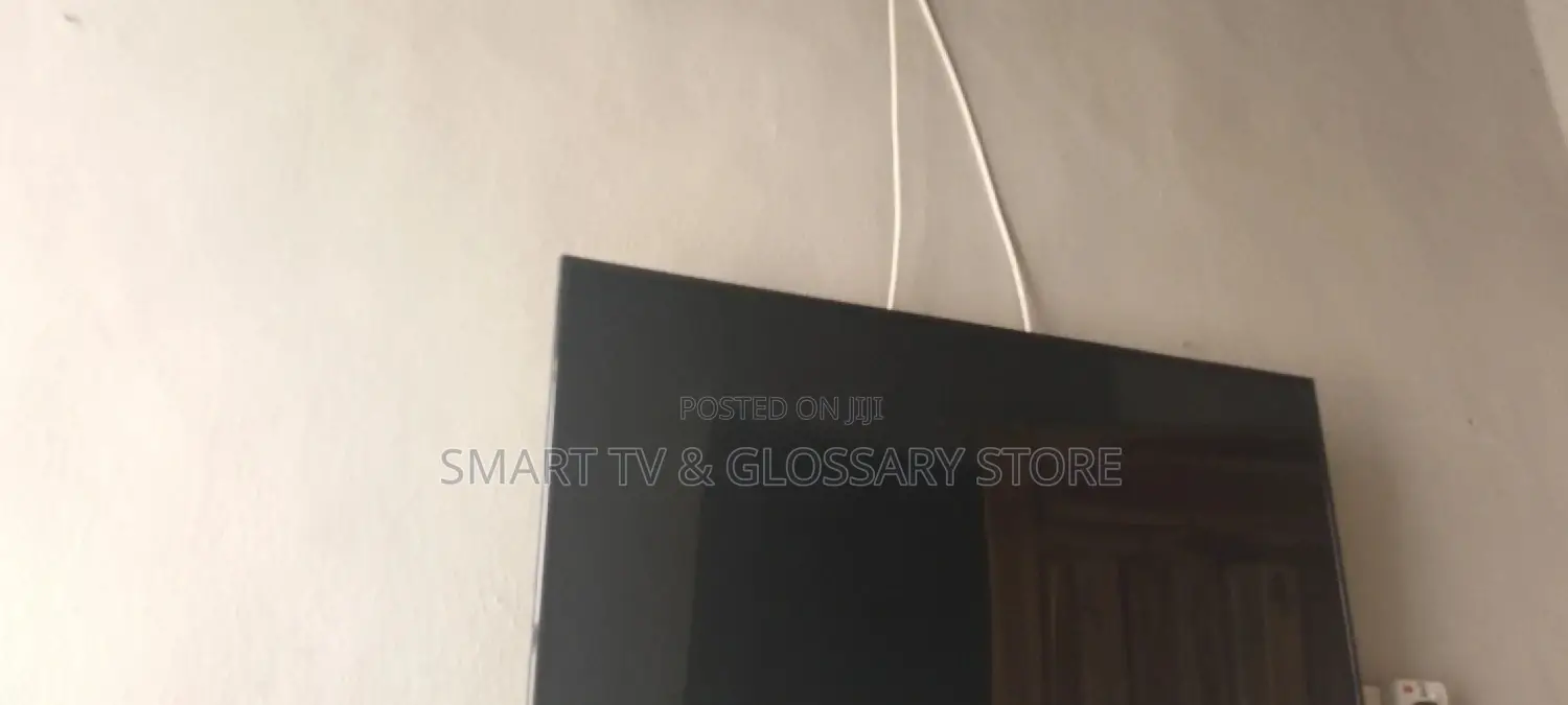 43 Inches Smart TV