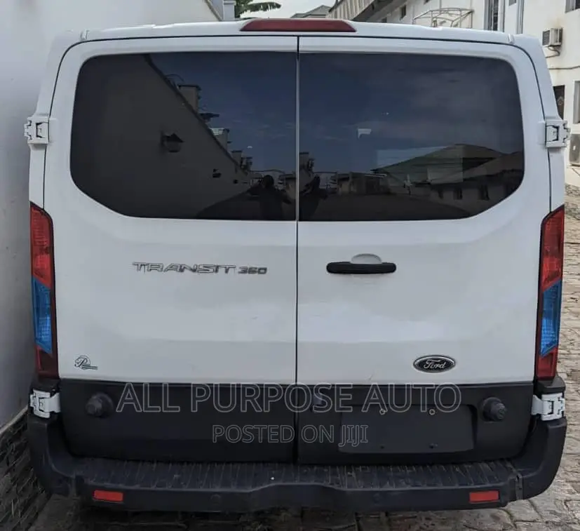 Ford Transit 2017 White