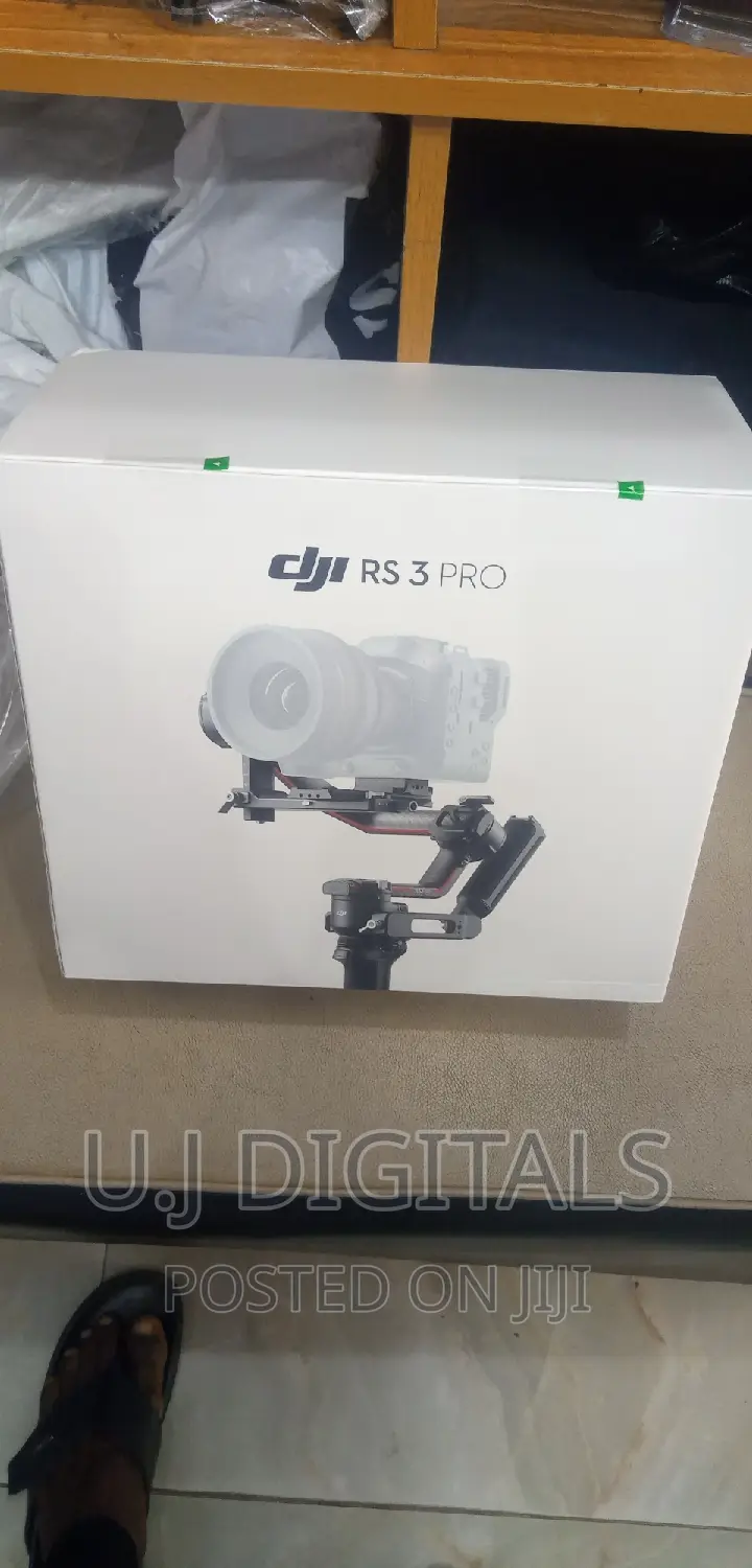 Dji RS 3 Pro Camera Gimbal