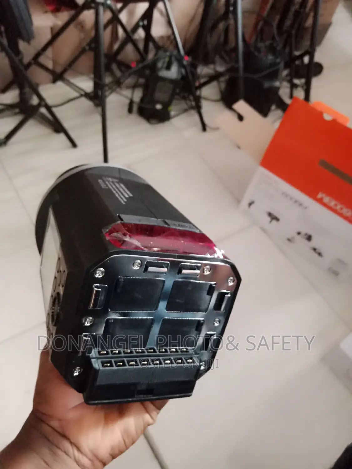Ad600bm Flash Light
