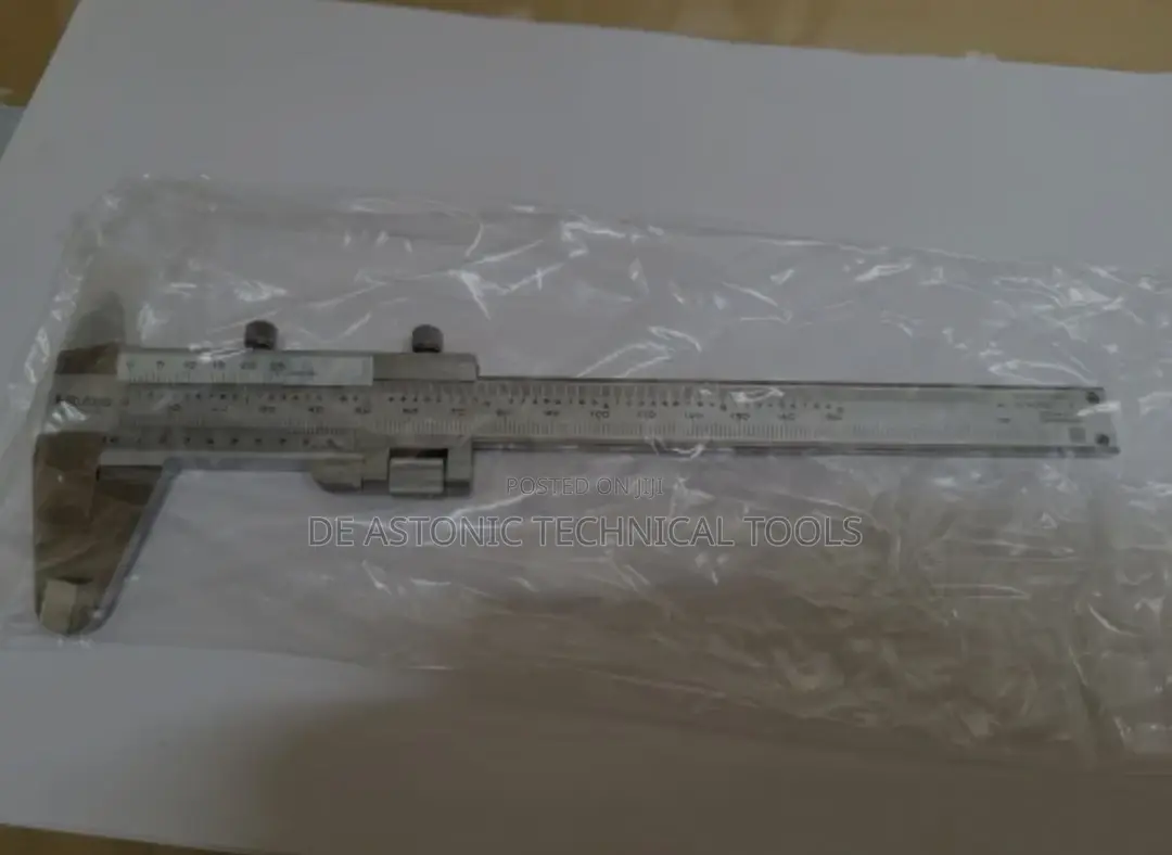 8" Mitutoyo Analogue Caliper