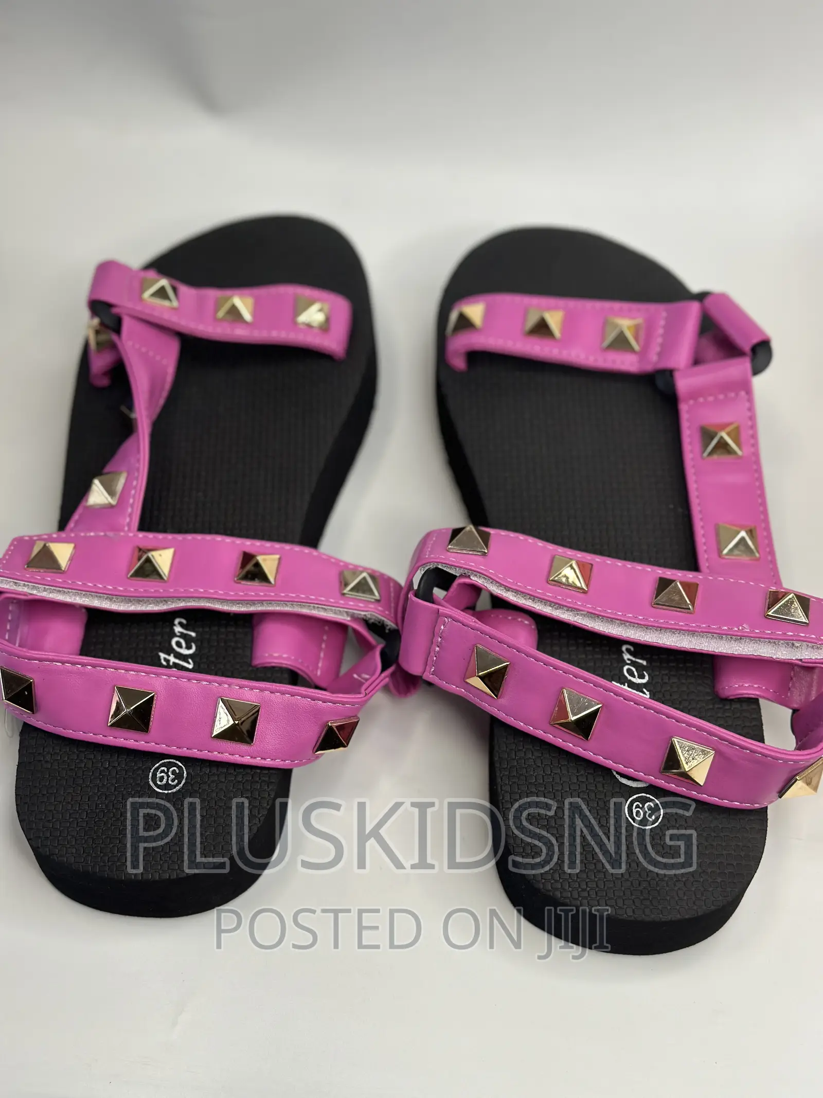 Ladies Stud Trekkers