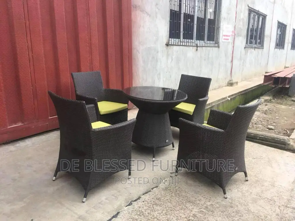 Outdoor Settee