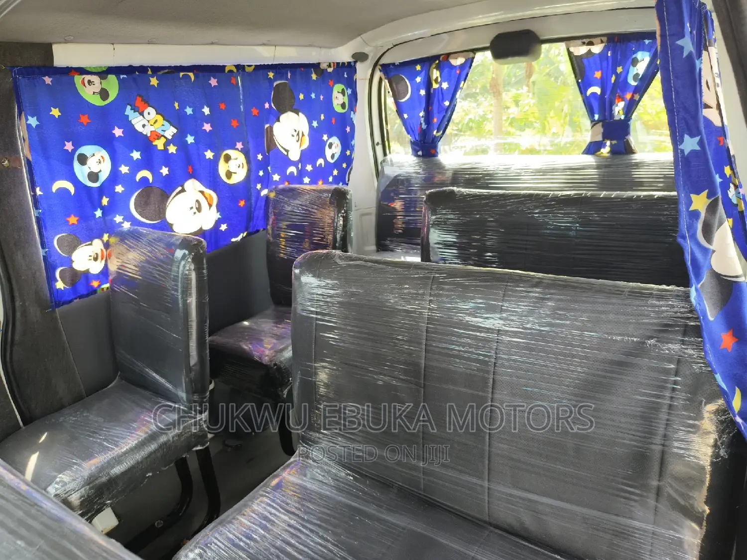 Toyota HiAce 2001 White