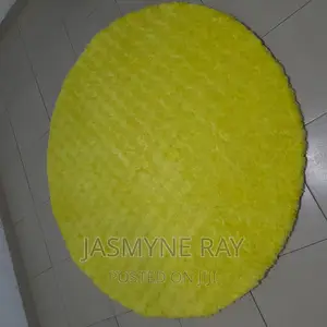 Exotic Yellow Fur Rug 6ft Circle