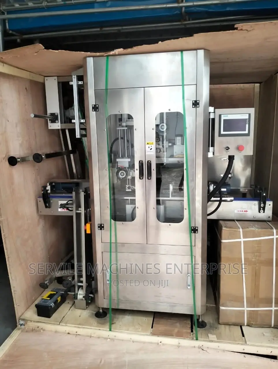 Automatic Shrink Labeling Machine