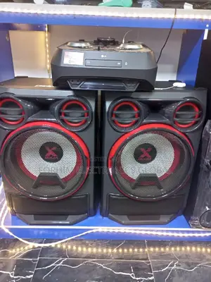 L.G Xboom 5000watts