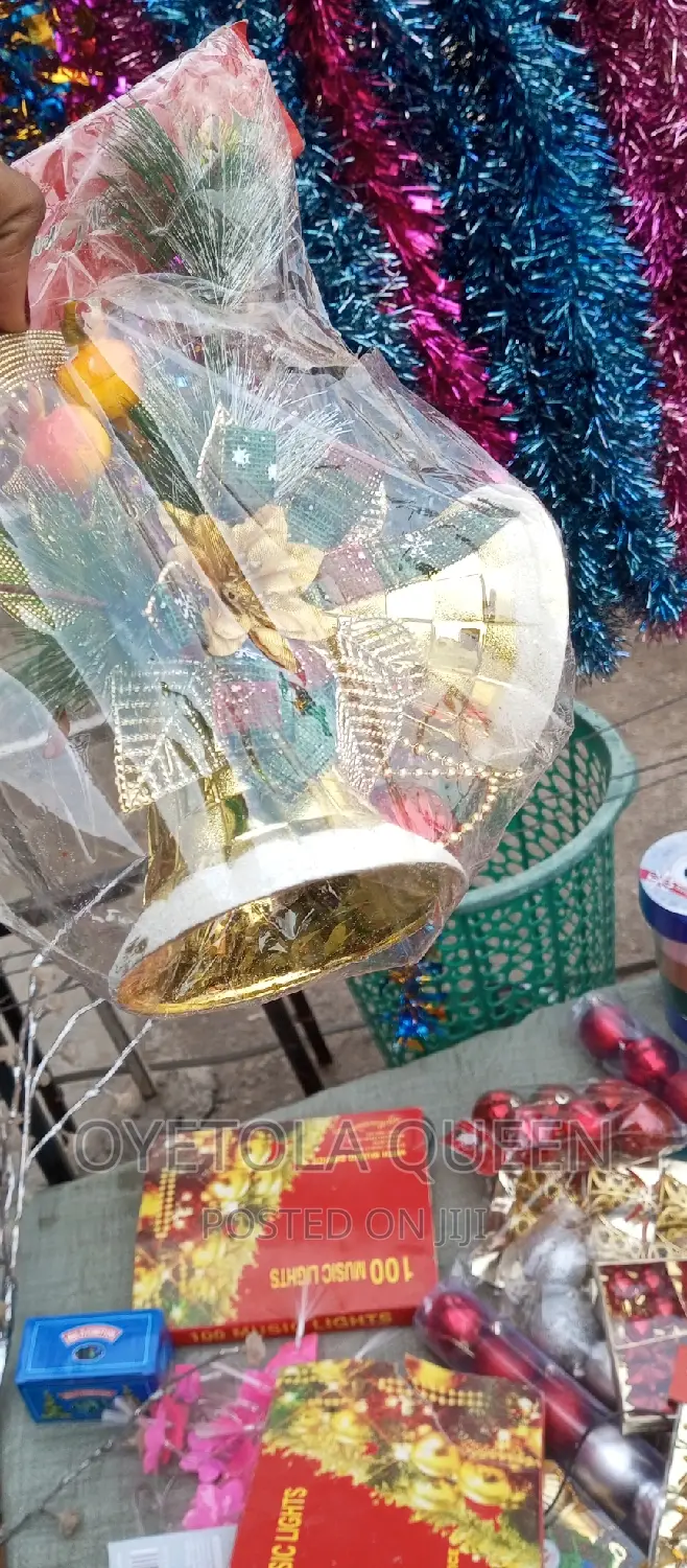 Xmas Tree Decorating Bells