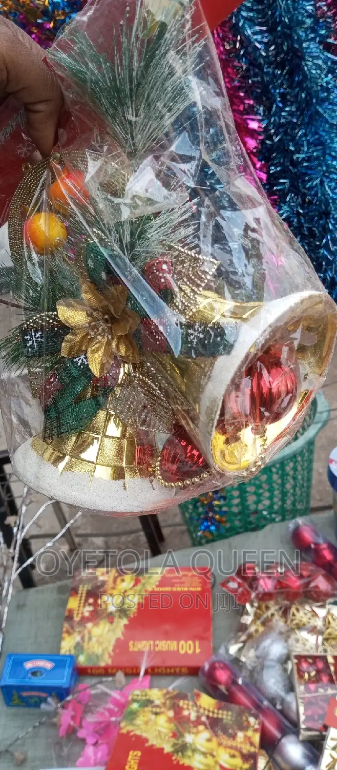 Xmas Tree Decorating Bells