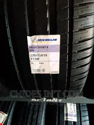 275/55/19 Mechelin Tyre