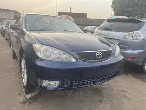 Toyota Camry 2004 Blue