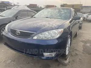 Toyota Camry 2004 Blue