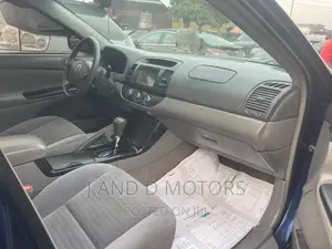 Toyota Camry 2004 Blue