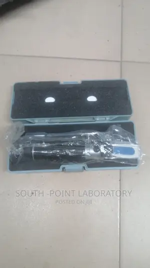 Refractometer