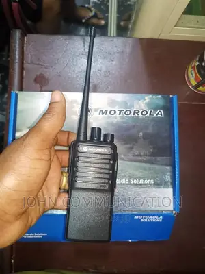Motorola M9 Walkie-Talkie