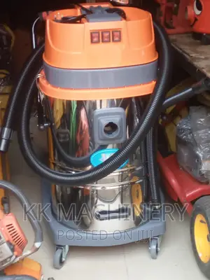 Wet and Dry Vacuum Cleaner