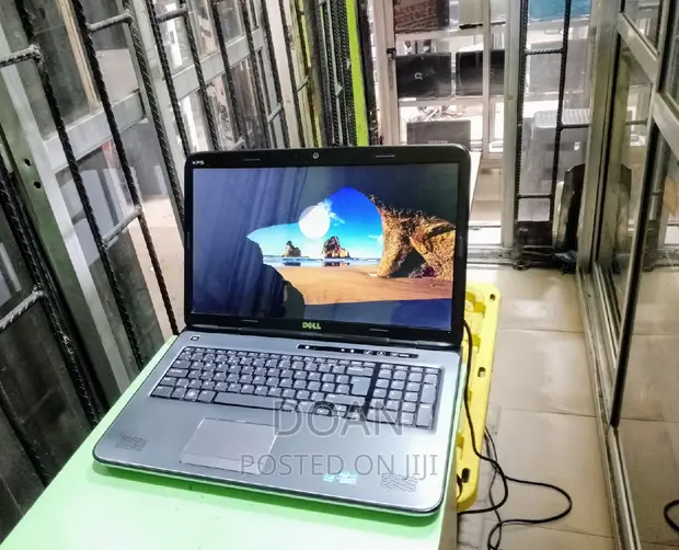 Laptop Dell XPS 17 L702X 8GB Intel Core I7 HDD 500GB in Ikeja
