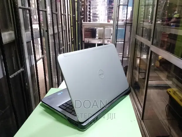 Laptop Dell XPS 17 L702X 8GB Intel Core I7 HDD 500GB in Ikeja