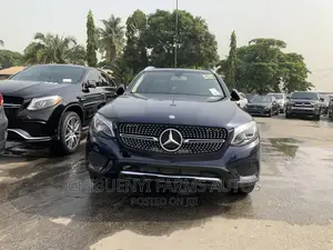 Mercedes-Benz GLC-Class 2016 Blue