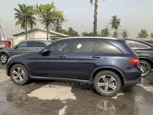 Mercedes-Benz GLC-Class 2016 Blue