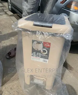 45 Liters Imported Pedal Beautiful Waste Bin