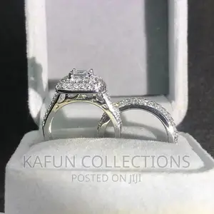 Photo - 18karat White Gold Plated Luxury Female Wedding Rings