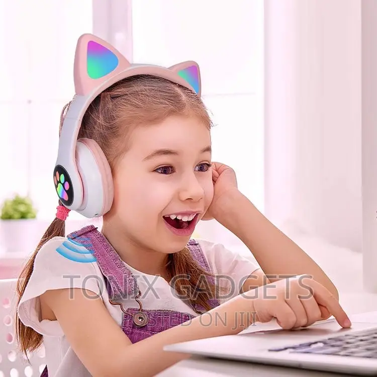 Glowing Wireless Cat Ear Headphones