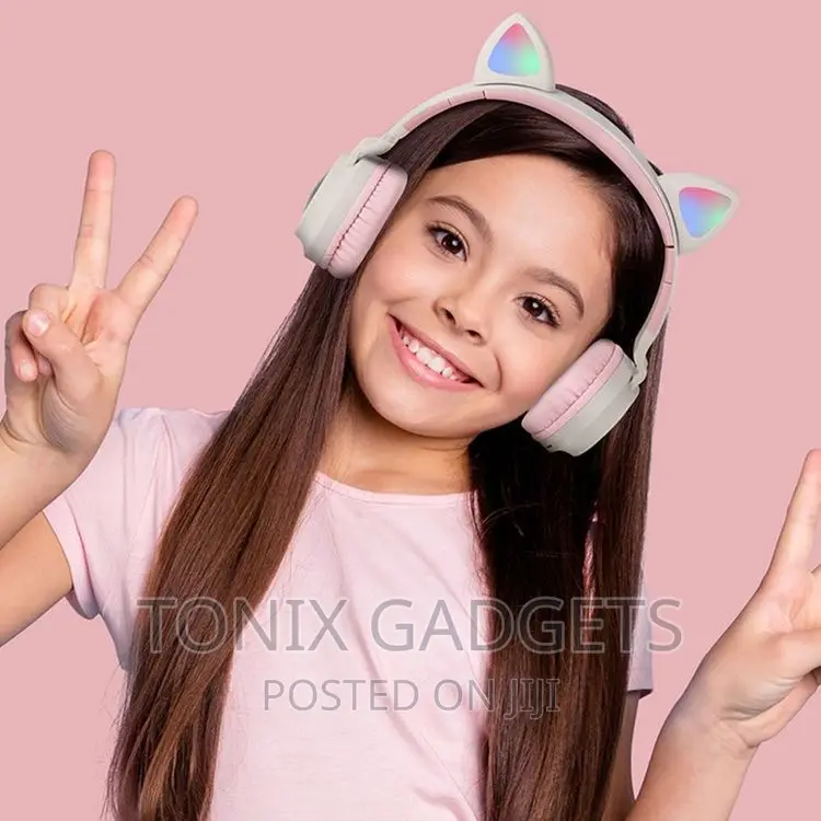 Glowing Wireless Cat Ear Headphones