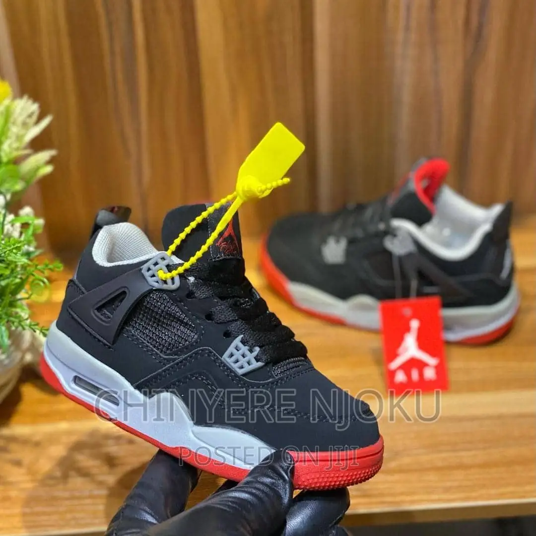 Men's Canvas Shoes