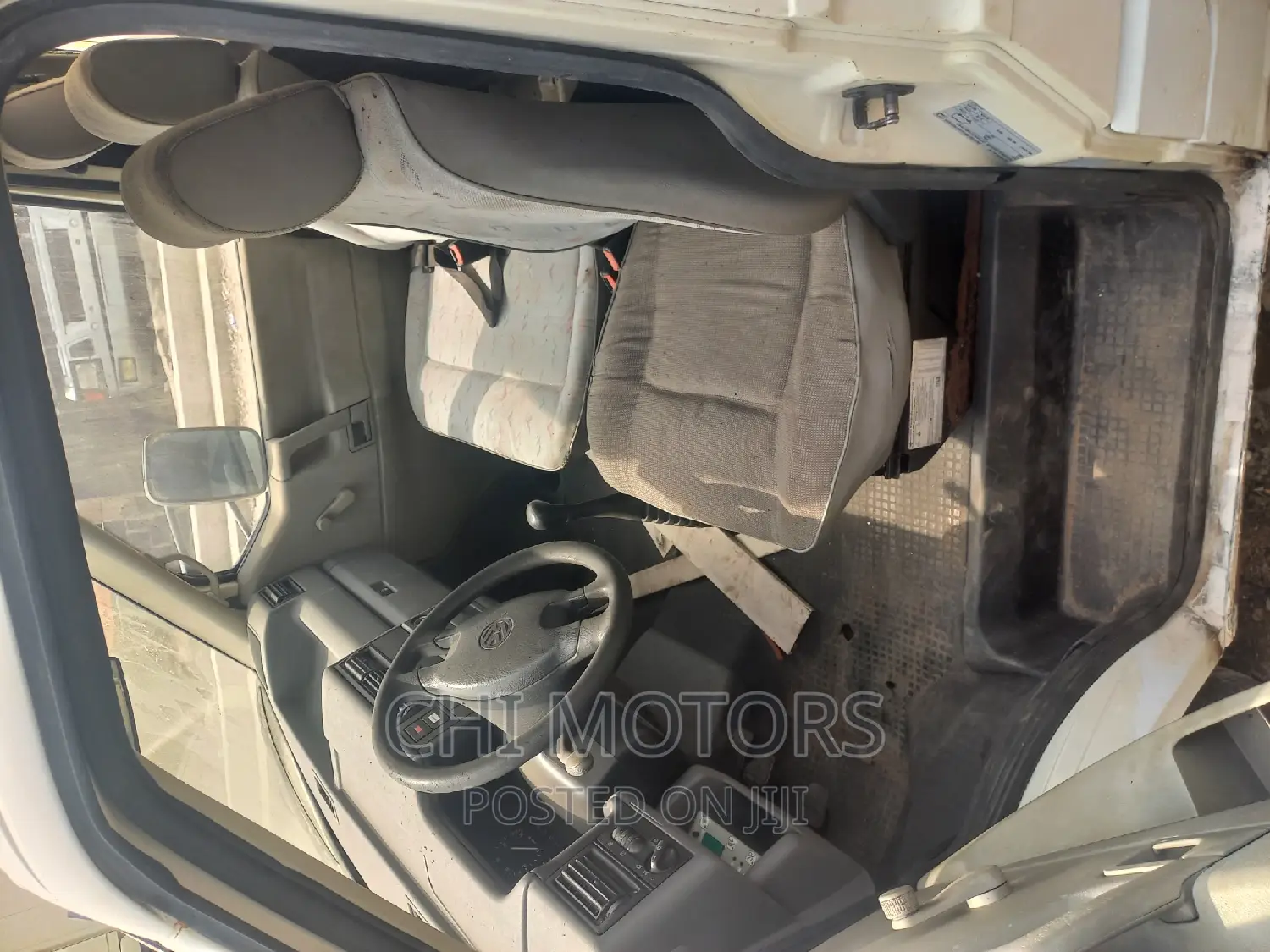 Volkswagen Transporter 2002 White