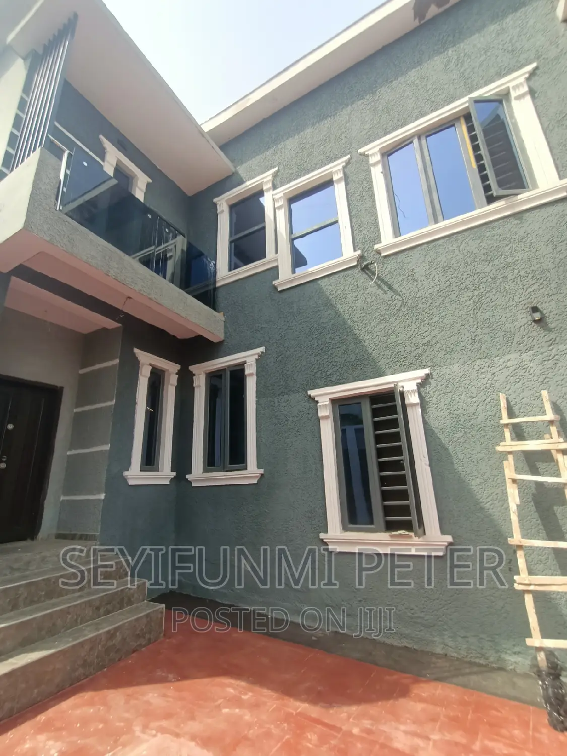 Furnished 4bdrm Townhouse / Terrace in Unilag Estate Magodo for rent